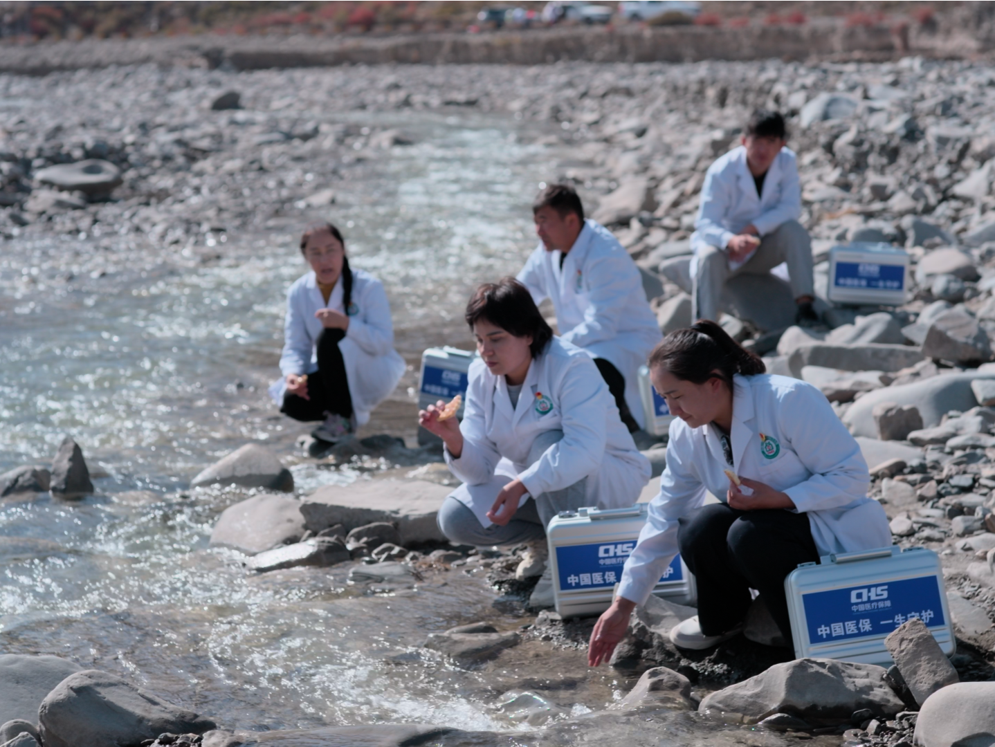 新疆维吾尔自治区克孜勒苏柯尔克孜自治州医疗保障局：“马背医保”：帕米尔高原上的红色流动堡垒