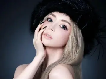 滨崎步：演唱会取消