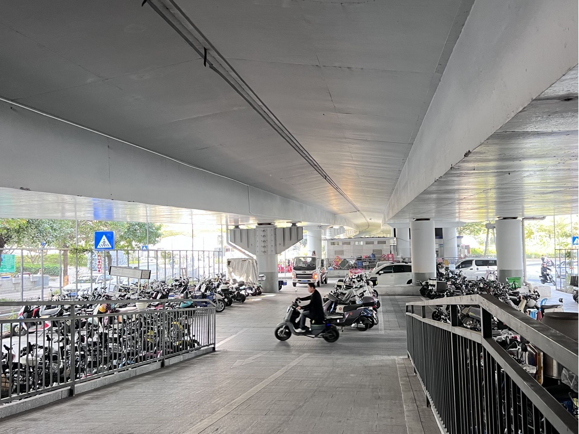 上海、广州试点“老头乐”C7驾照？多方回应