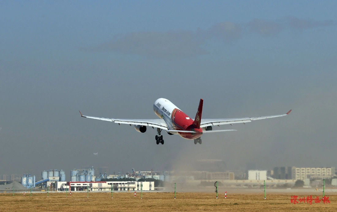 深圳机场正式迈入“三跑道时代”