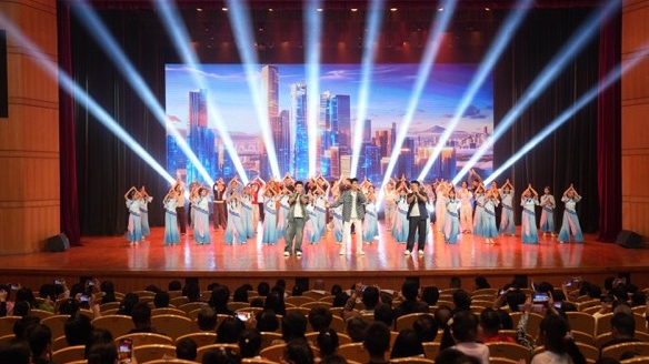 “开演——文艺四季SHOW”收官盛典燃爆全运夜！