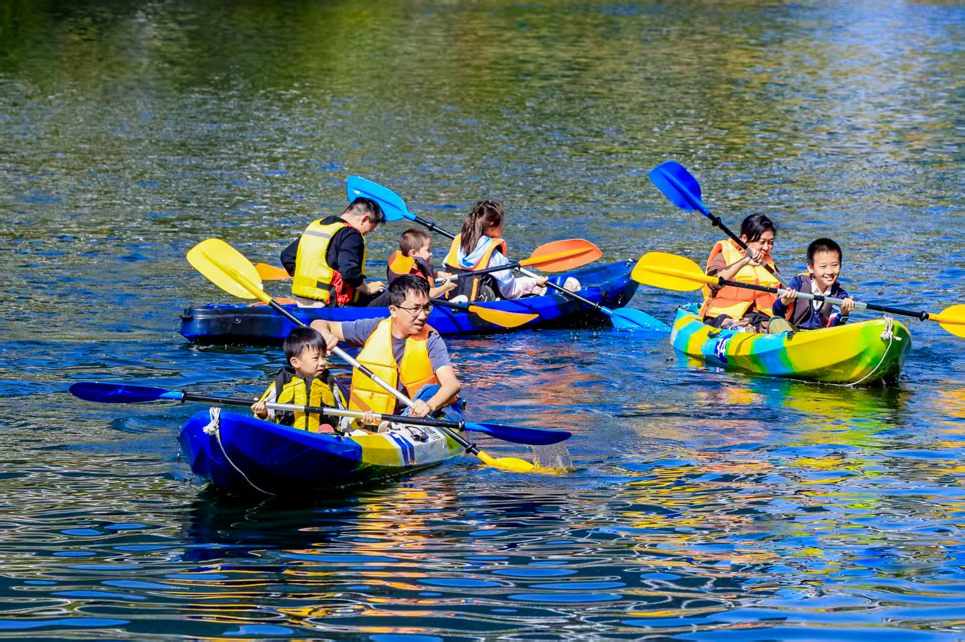 2025福海河水上“趣”运动嘉年华狂欢盛装启幕