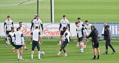 （外代二线）（3）足球——欧冠联赛：尤文图斯队赛前备战