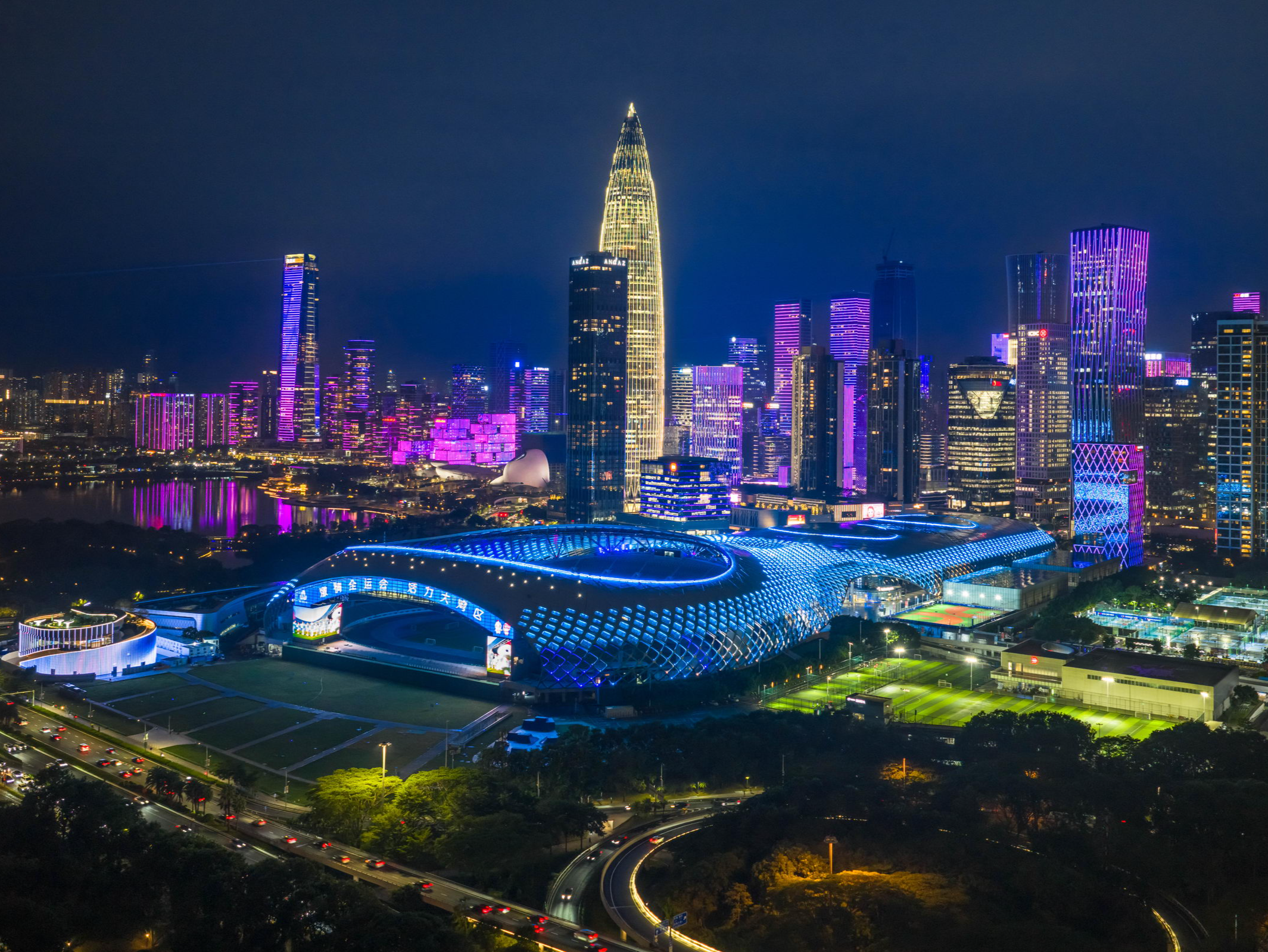 光耀十五运 他们是点亮“春茧”的织光人