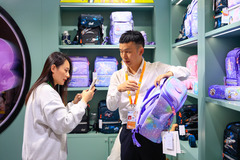 第八届进博会｜在消费品展区体验美好生活（14）