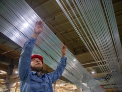 上市公司投身产业实践 绘制昂扬向上科创曲线