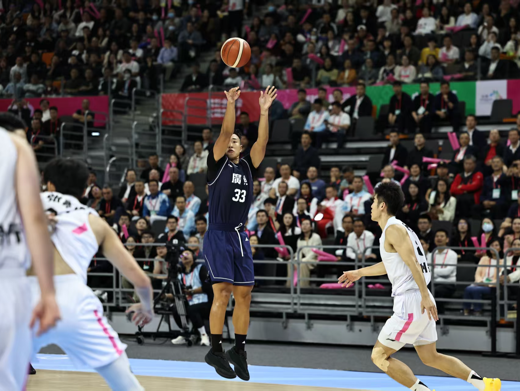 十五运热评 | 把冠军留在广东，男篮爷们儿赢得痛快！