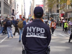 民主党人领跑市长选战　特朗普威胁或对纽约“断供”