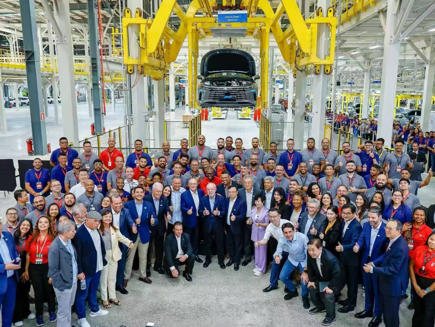 比亚迪今年前三季度营收5663亿元创新高,智能化车型与海外市场成增长双引擎