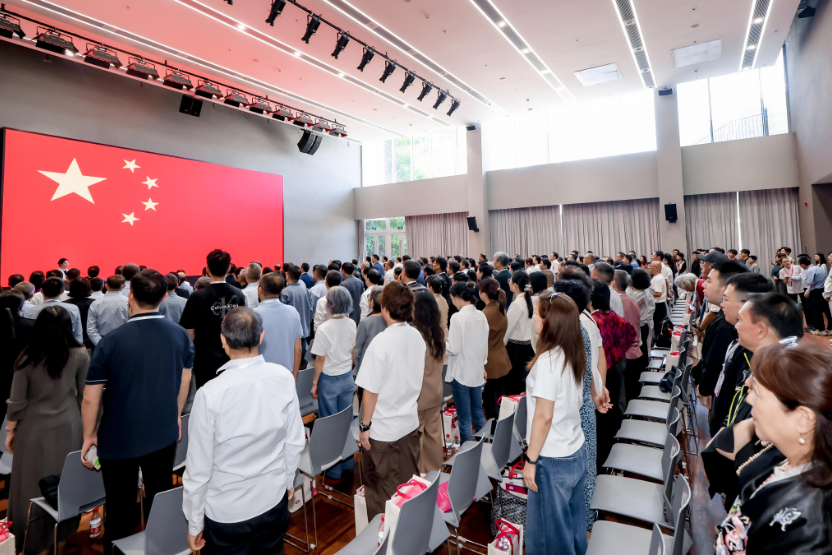 深圳大学新闻传播学科创建四十周年庆祝大会隆重举行