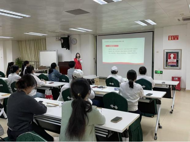 观湖街道大和社区为青年职工带来生动的入党启蒙课