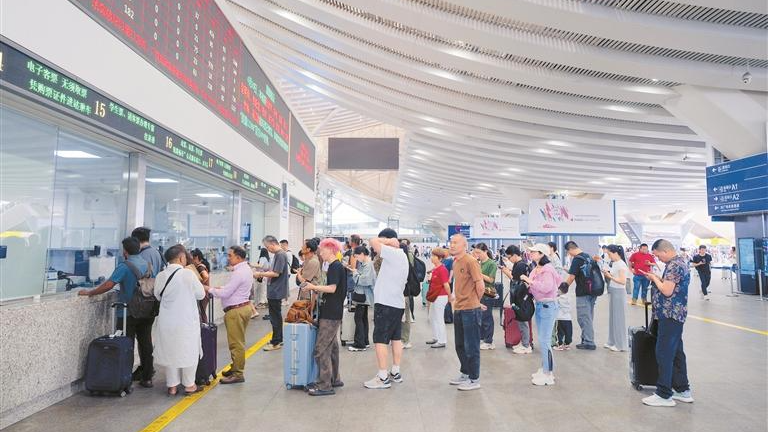 多条线路高铁票价打折啦！深圳北至汕头南最低可享5.5折