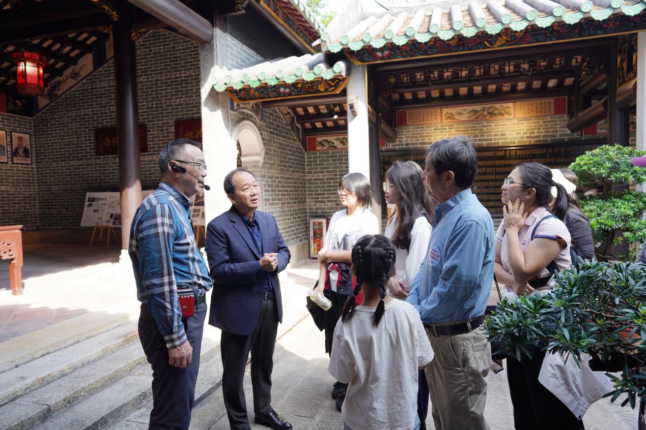 跟着尹昌龙博士解码地名!深圳读书月首场走读活动穿行湖贝、蔡屋围、渔民村