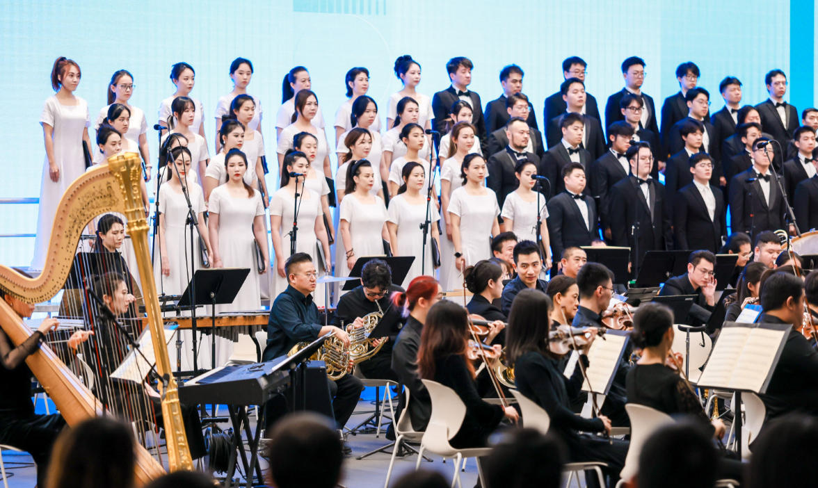 跨越山海連接古今  深美交響音樂會感受“琴鍵上的浪漫”