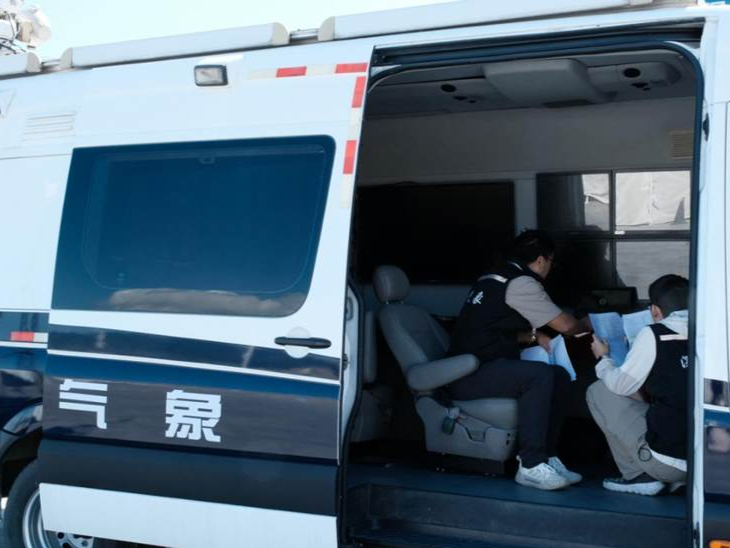 全运会首个海上马拉松游泳赛开赛 深圳气象精准护航