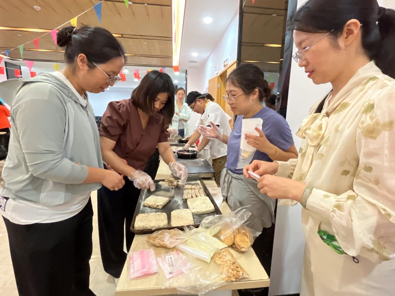 南山区桃源街道福光社区开展全职妈妈暖心赋能行动