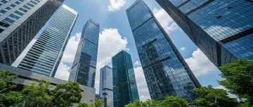 10月，深圳二手房价格同比下降3.3%，新房价格同比下降2.6%