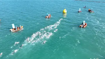 浪尖夺金!十五运会马拉松游泳决赛(女子)冠军出炉