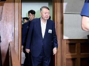 韩国宪政史首次,尹锡悦夫妇同日同法院受审