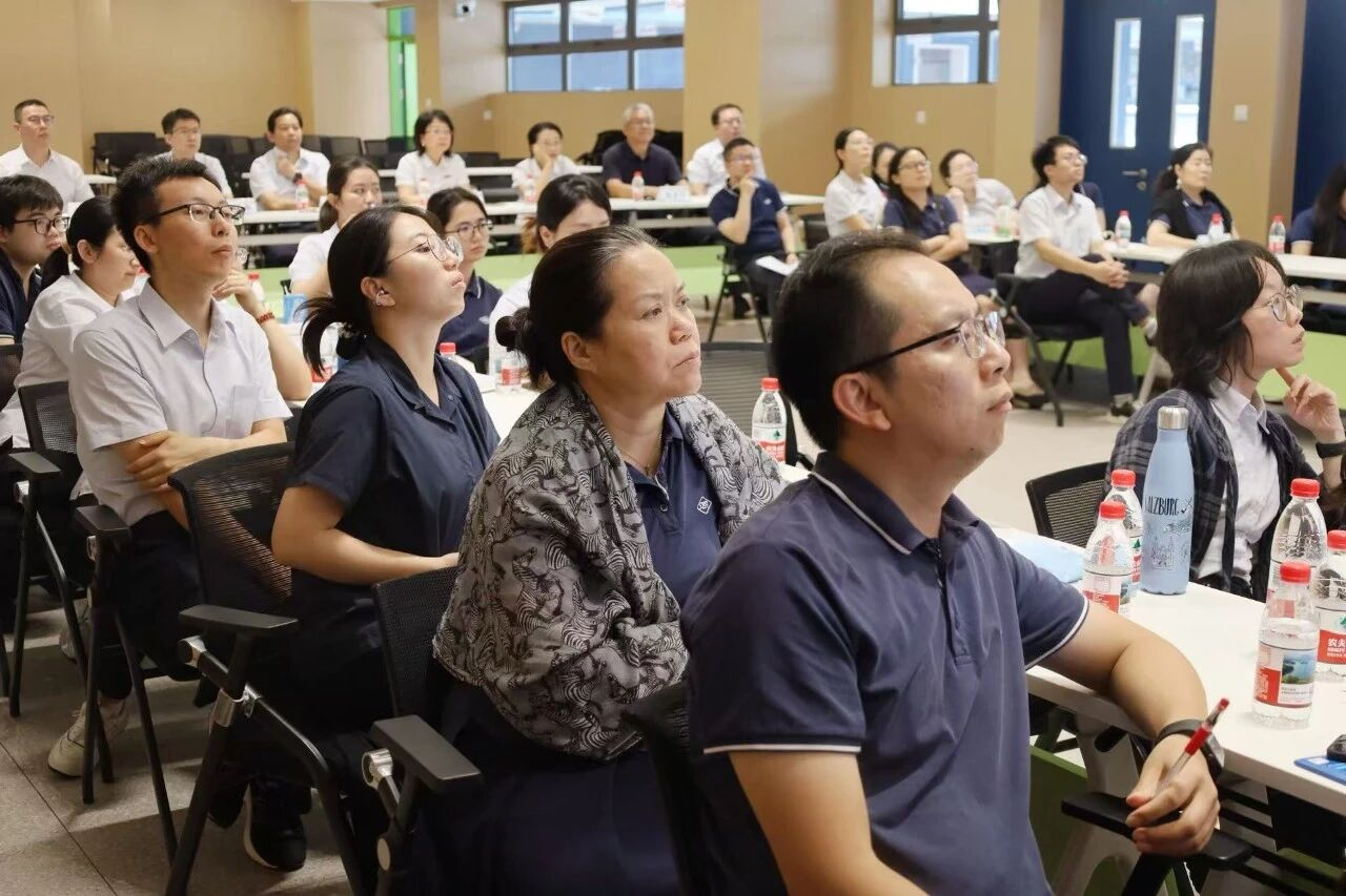 提出中考备考“三大方略”，深圳实验学校举行新老初三交流会