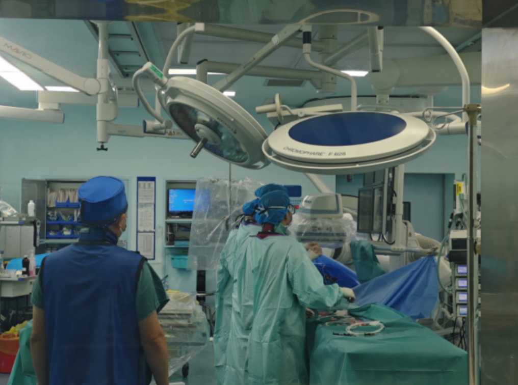 命悬一线！58岁男子体内“主动脉”破裂，绿色通道打开生命之门