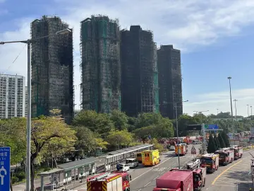 24小时心理支援热线开通、146万余人次捐赠！香港大埔火灾紧急救援行动持续