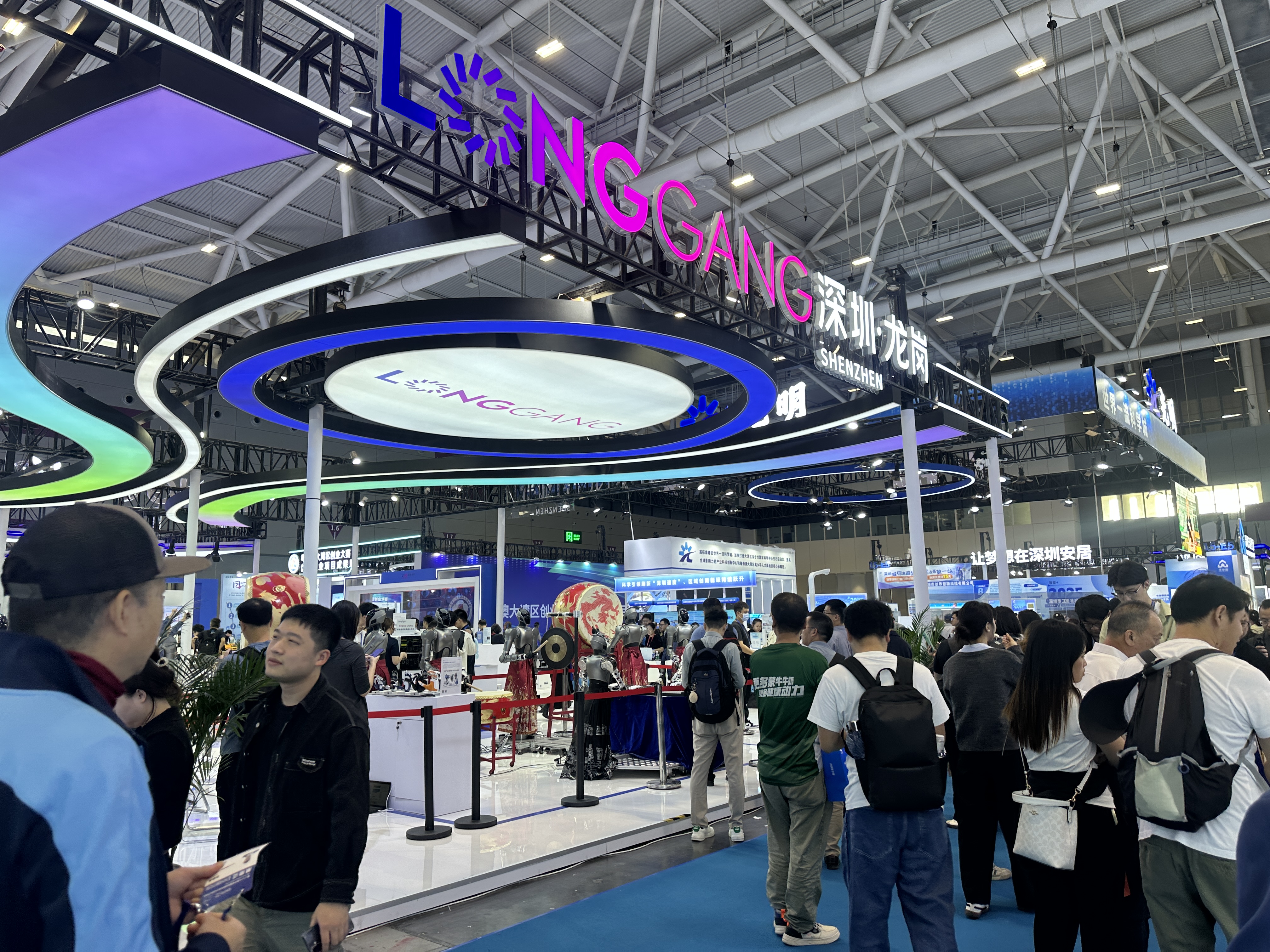 从高交会“亮眼表现”看龙岗科创生态：政策护航 让创新之花持续绽放