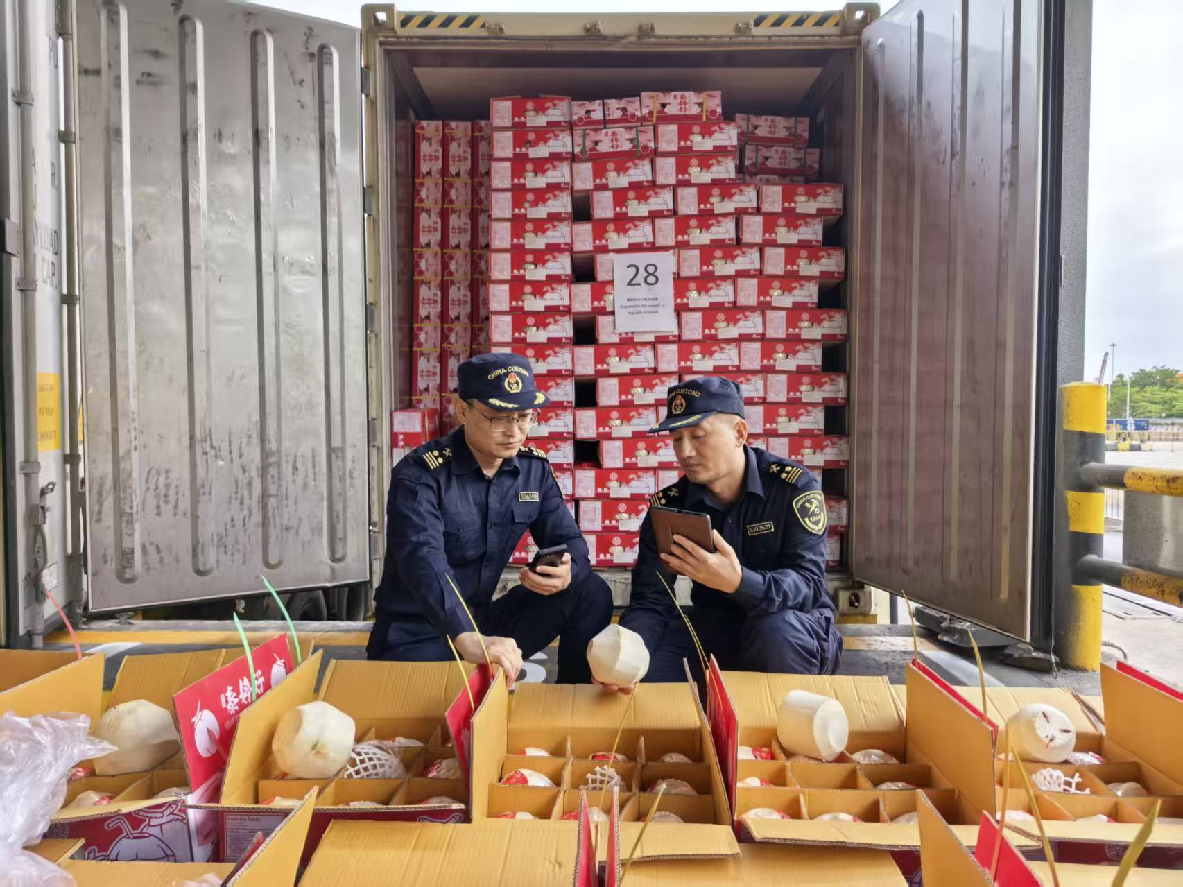 前10个月深圳对泰国进出口总值规模居全国内地城市首位