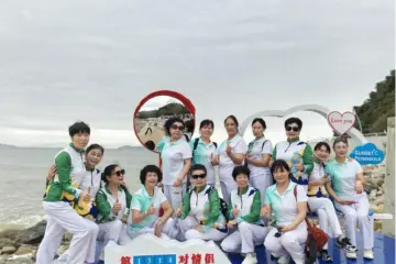 健步同行共叙邻里情,南园街道沙埔头社区举办银龄徒步活动