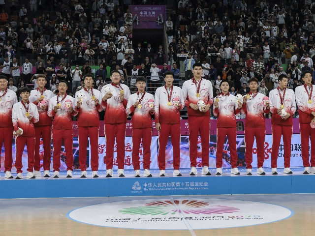 全运IN东莞|把冠军留在东莞,广东男篮说到做到!