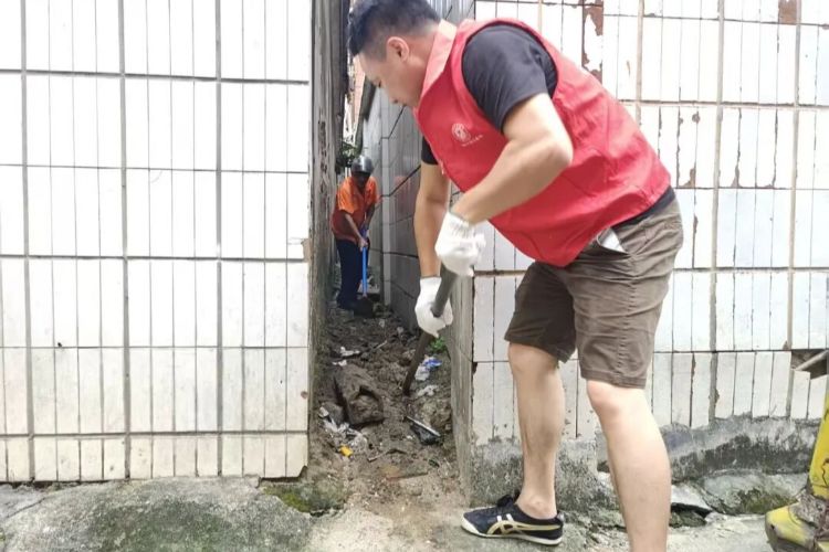 “两热”攻坚进行时，他们带动“全民参与”共筑健康防线