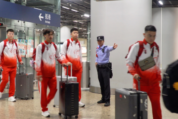 深铁公安西九龙站派出所全力保障十五运会运动员跨境出行安全