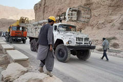 阿富汗北部地震已致8人死亡约200人受伤（5）