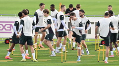 （外代二线）（5）足球——欧冠联赛：尤文图斯队赛前备战