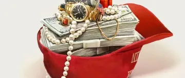 一边劝和俄乌,一边纵日拱火:中美元首通话后,特朗普与高市早苗重点谈了啥?