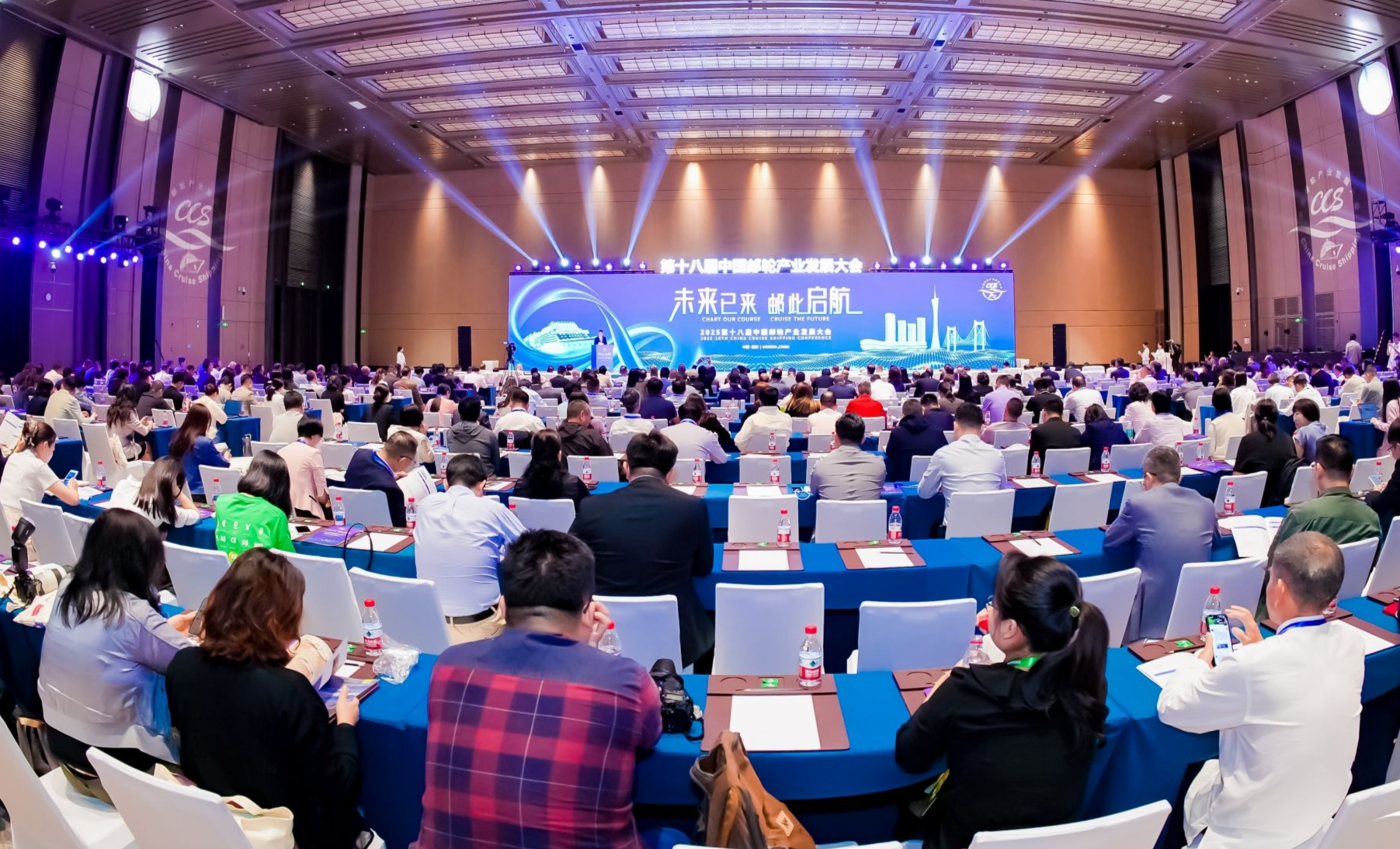 百家供应商“手拉手”：一场联合采购大会，撬动邮轮消费新生态