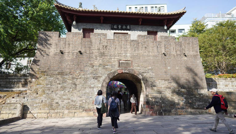 “走讀深圳”收官 木木：“微笑是深圳的方言”