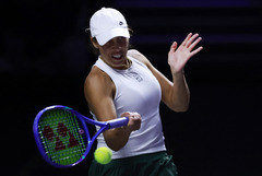 （外代二线）（26）网球——WTA年终总决赛：阿尼西莫娃胜凯斯