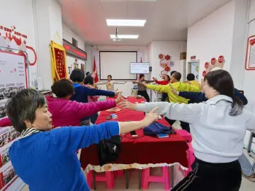 罗湖区木头龙社区开展心理健康活动，趣味互动里学习“护心”妙招