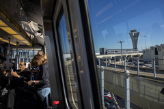 （外代一线）（9）政府“停摆”致空管人员严重短缺　全美约6000架次航班受影响