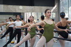 中央芭蕾舞团在墨西哥城举办大师课（7）