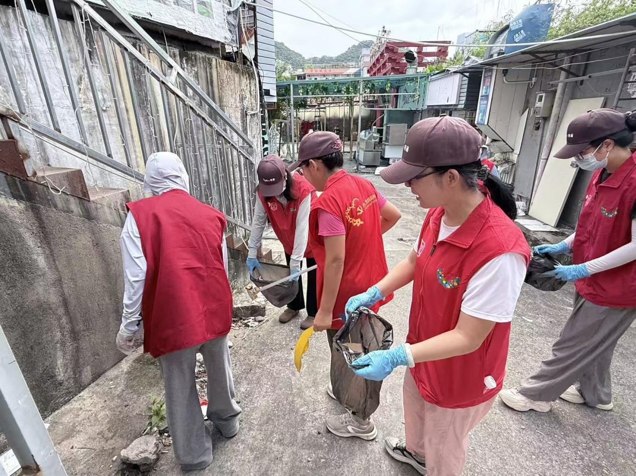 守护洁净家园 西丽街道留仙社区开展徒步环保系列活动