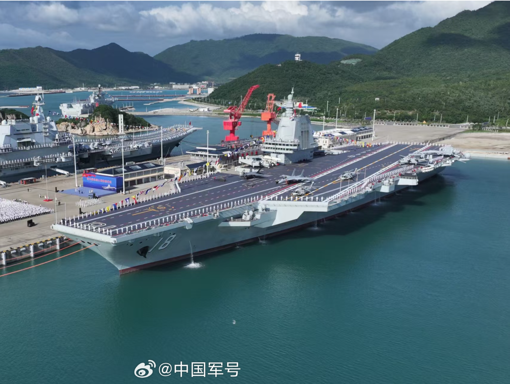 舰载机等装备何时满编上福建舰？发言人：相信不会等太久