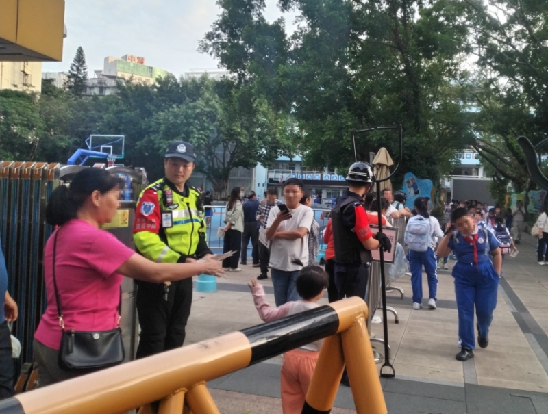 罗湖交警走进辖区小学开展交通安全宣讲 筑牢校园安全防线