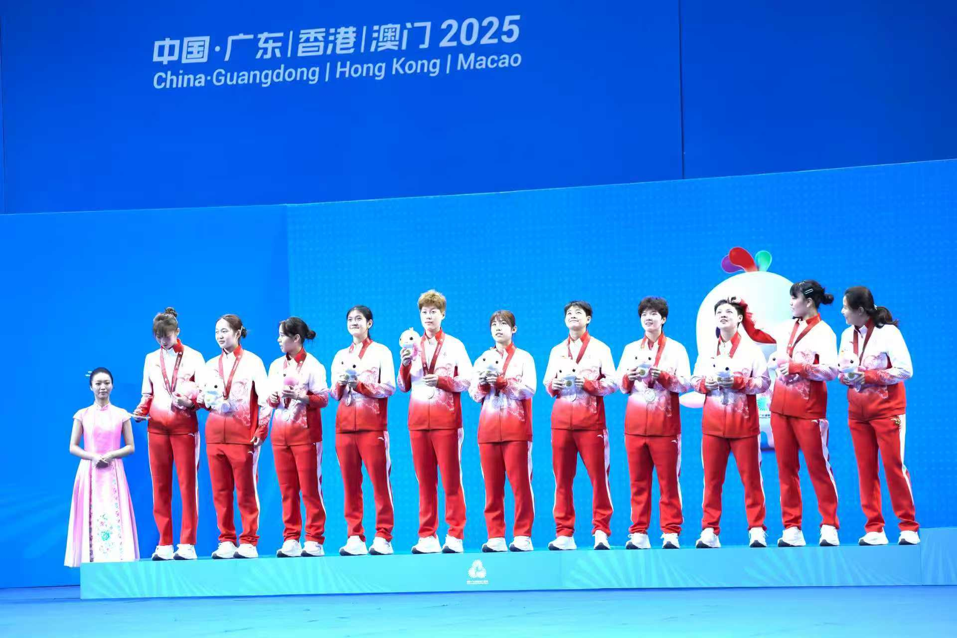 深圳羽球青训沃土育出“未来之星”,四小将助力广东队羽球青年赛摘银