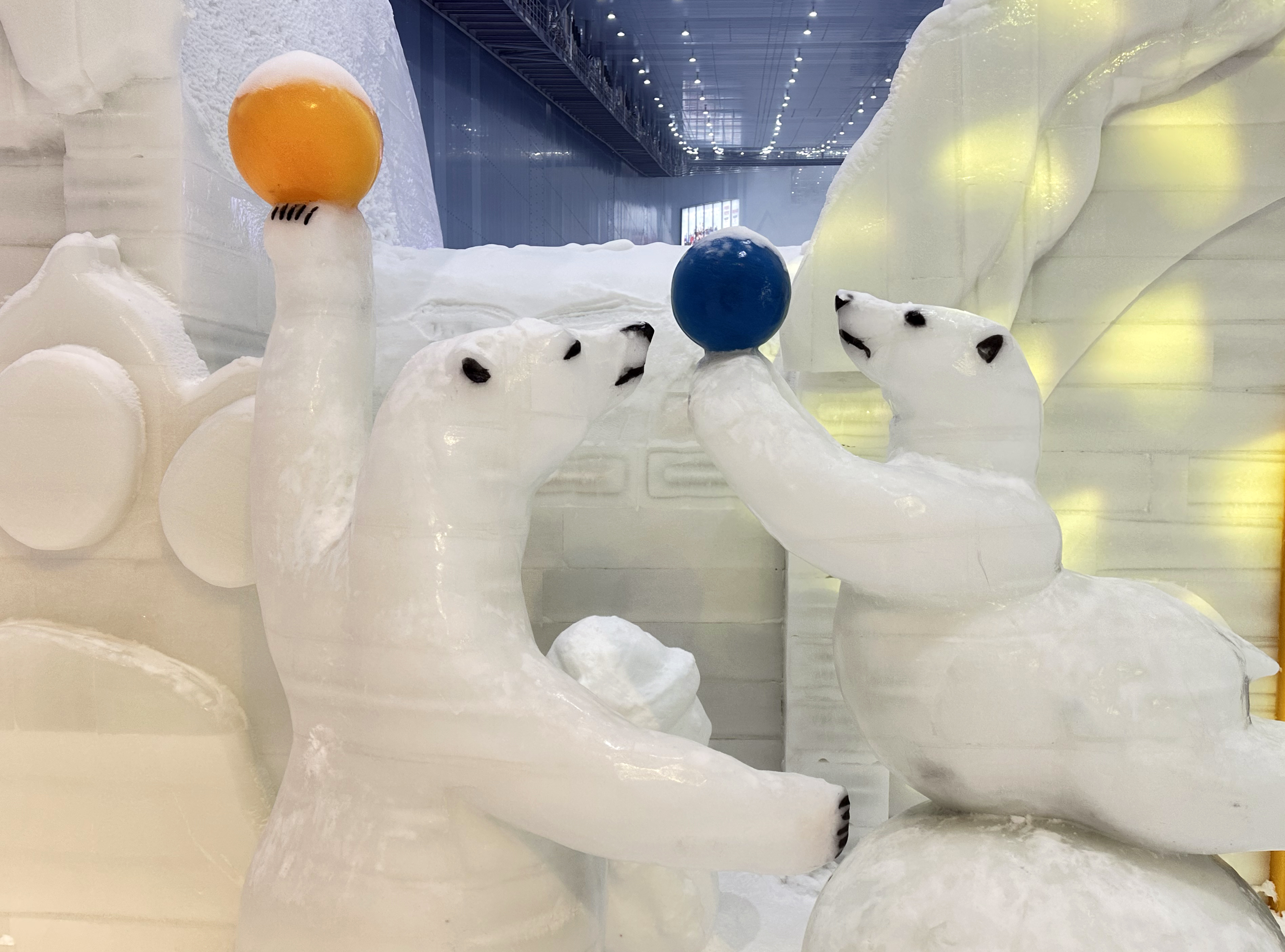 大湾区4000㎡冰雪秘境！前海冰雪世界冰雪乐园开业