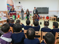 四中全会精神在基层｜成都：解决群众急难愁盼，从小娃娃入园抓起