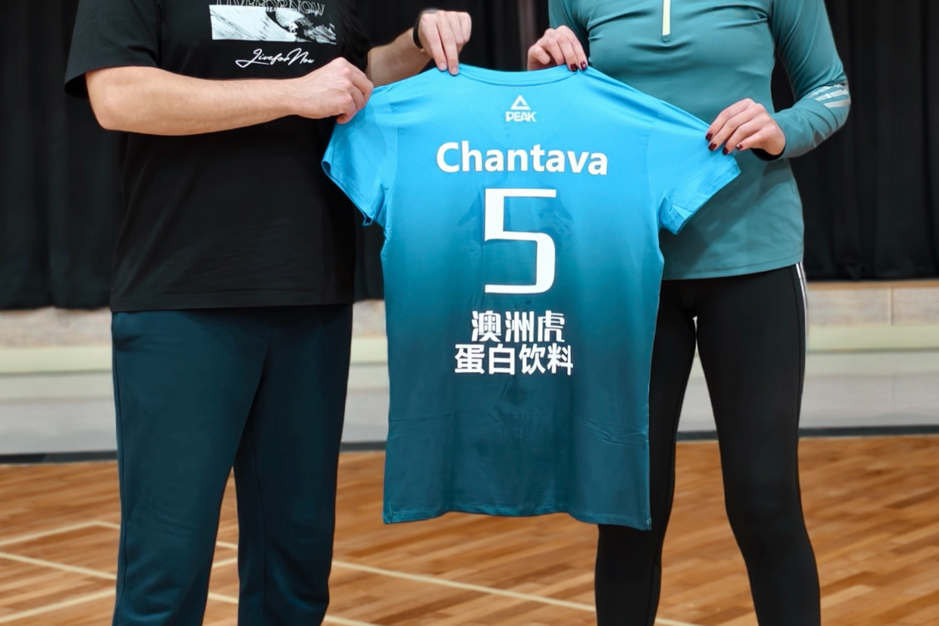 新5号是她！希腊女排尚塔瓦加盟深圳澳洲虎中塞女排