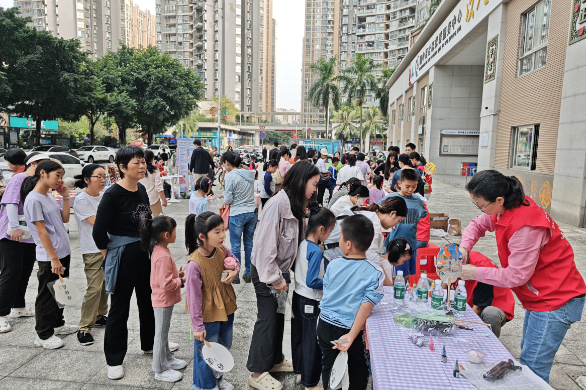 “益” 起赶集暖社区!西乡福中福公益市集邻里同心传递善意