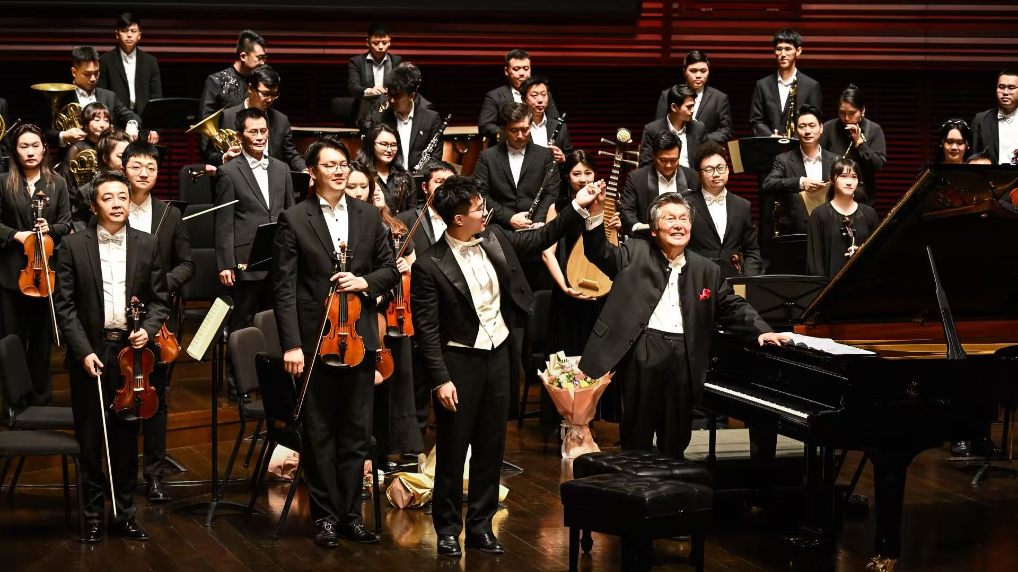 84岁钢琴泰斗殷承宗奏响《黄河》,第十三届深圳钢琴音乐季落幕